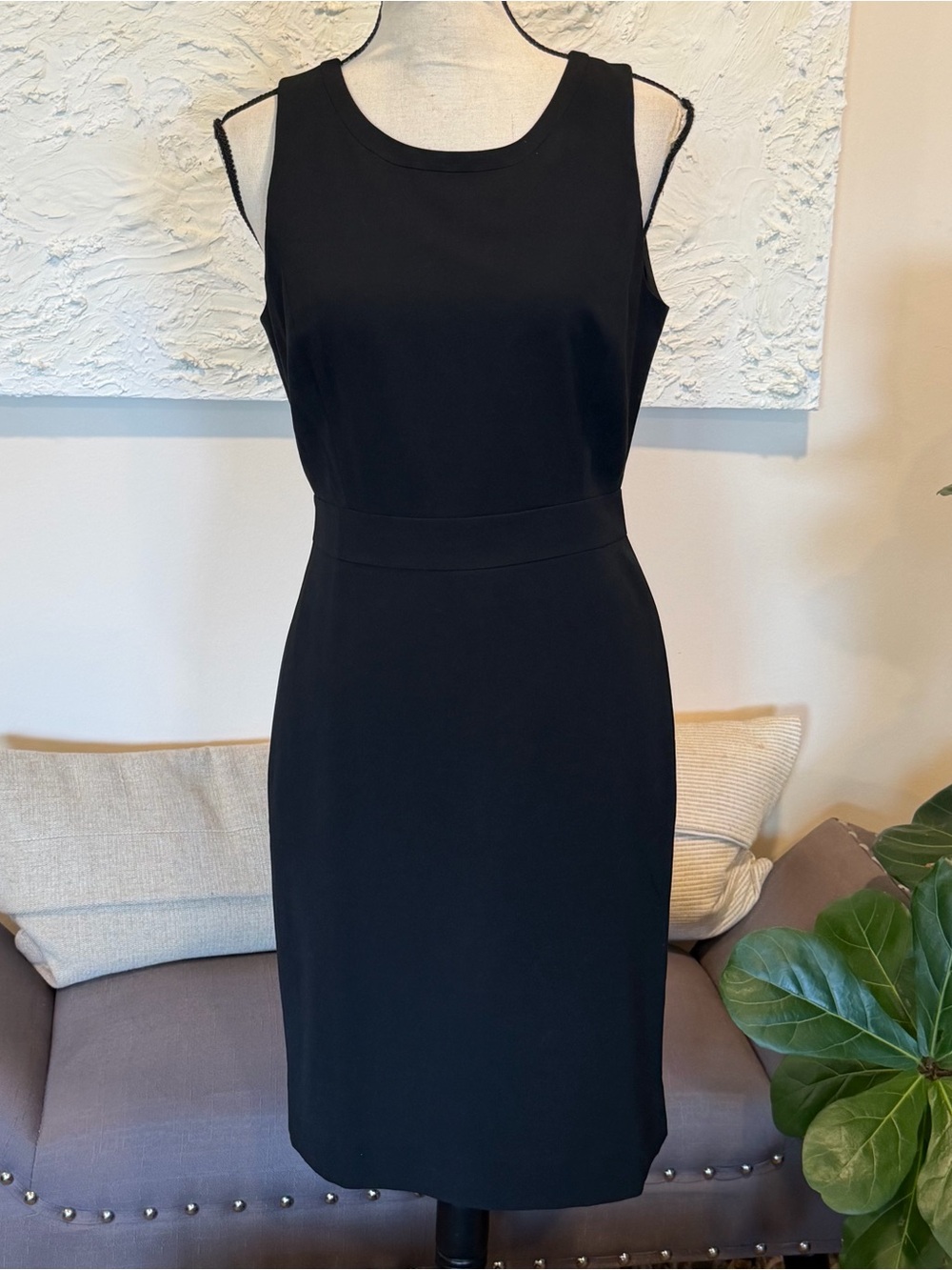 J. Crew Sheath Suiting Dress Four-Season Sleeveless Stretch Black Sz 4 NWOT - Picture 2 of 12